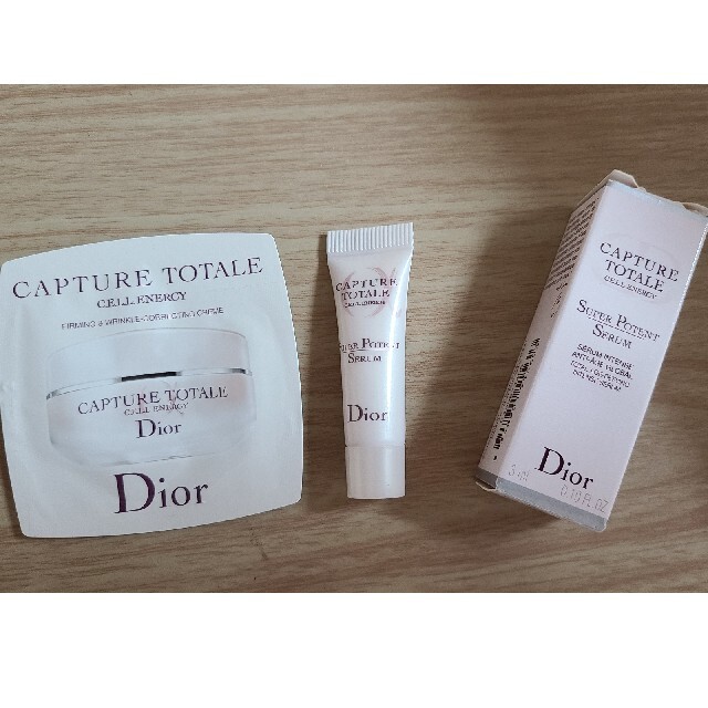 Dior(ディオール)のDior　カプチュール　サンプル コスメ/美容のスキンケア/基礎化粧品(美容液)の商品写真