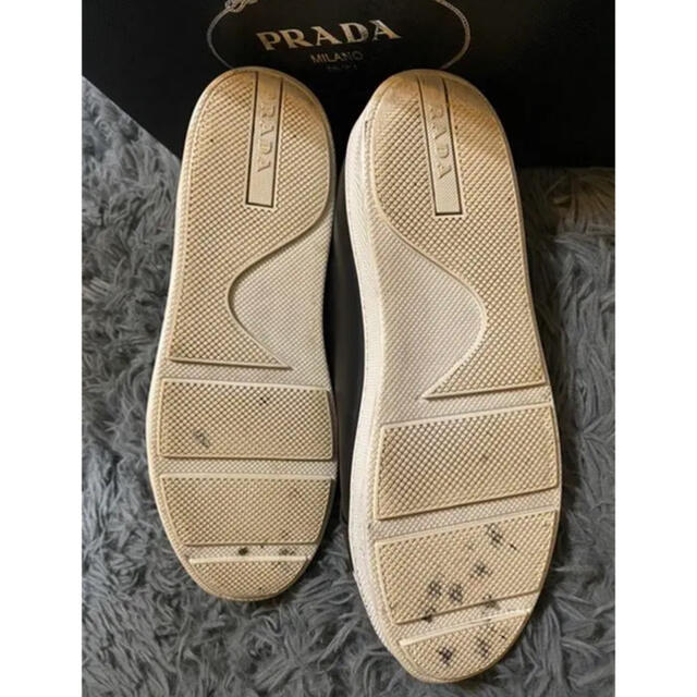 PRADA(プラダ)のPRADA  プラダスニーカー38.5 ブラック　ホワイト　正規品 レディースの靴/シューズ(スニーカー)の商品写真