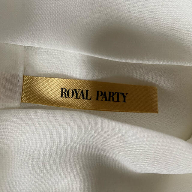 ROYAL PARTY(ロイヤルパーティー)のロイヤルパーティー　tops レディースのトップス(シャツ/ブラウス(半袖/袖なし))の商品写真