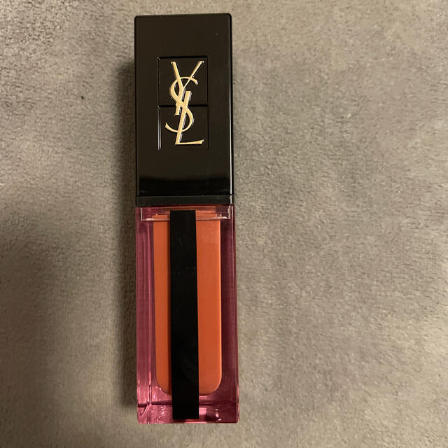 Yves Saint Laurent Beaute(イヴサンローランボーテ)のルージュピュールクチュールヴェルニ ウォーターステイン610 コスメ/美容のベースメイク/化粧品(リップグロス)の商品写真