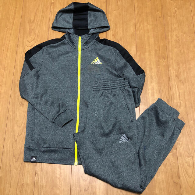 adidas(アディダス)の160 スウェット上下 キッズ/ベビー/マタニティのキッズ服男の子用(90cm~)(その他)の商品写真