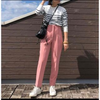 ザラ(ZARA)のZARA ハイウエストパンツ(カジュアルパンツ)