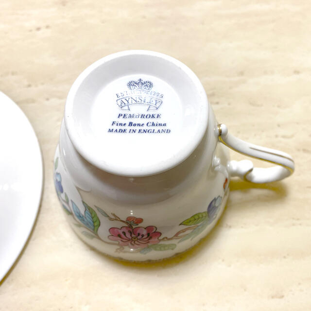 Aynsley China(エインズレイ)のエインズレイ　カップ&ソーサー インテリア/住まい/日用品のキッチン/食器(グラス/カップ)の商品写真