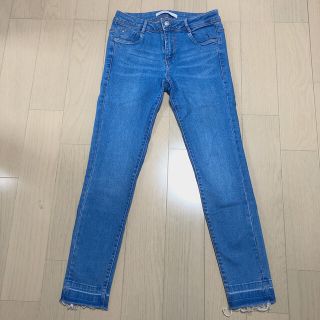 ザラ(ZARA)の【mmmm♡様専用】ザラ　デニムパンツ(デニム/ジーンズ)