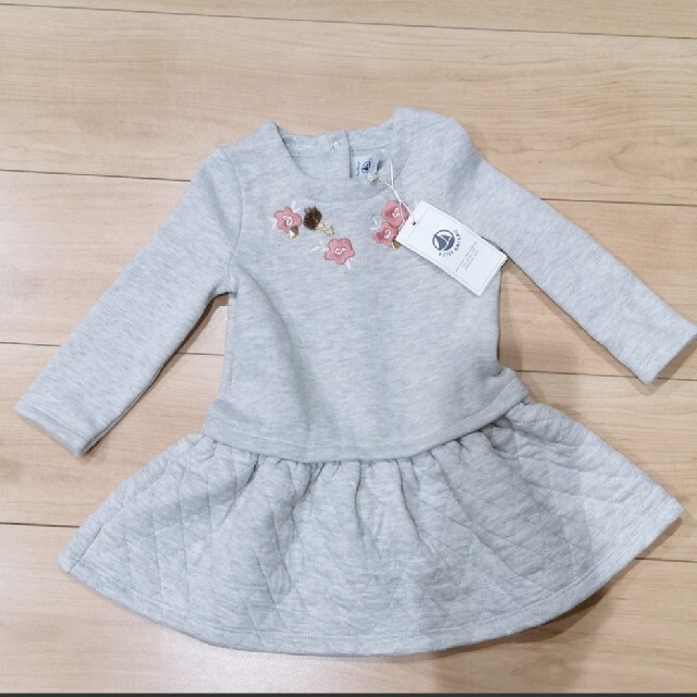 PETIT BATEAU(プチバトー)のリラックマ様　プチバトー　18M ワンピース キッズ/ベビー/マタニティのベビー服(~85cm)(ワンピース)の商品写真