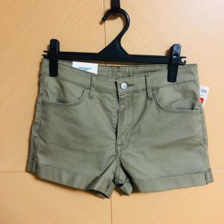 エイチアンドエム(H&M)のカラーデニムショートパンツ(ショートパンツ)