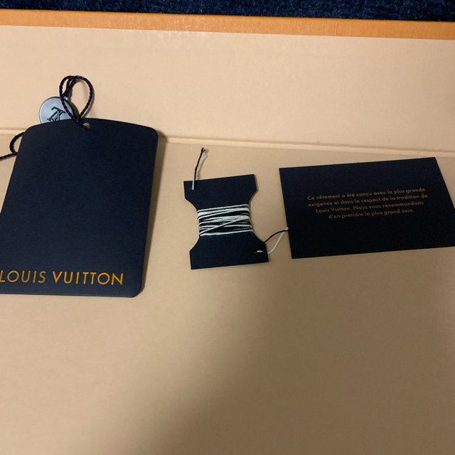 LOUIS VUITTON(ルイヴィトン)のルイヴィトン　モノグラムデグラデクルーネック メンズのトップス(ニット/セーター)の商品写真