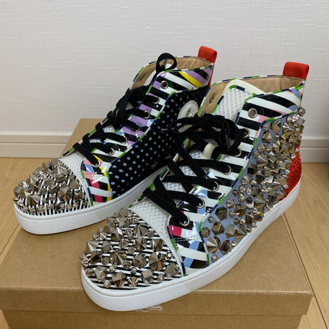 Christian Louboutin - 希少　海外限定　クリスチャンルブタン ハイカットスニーカー　スワロ　27cm