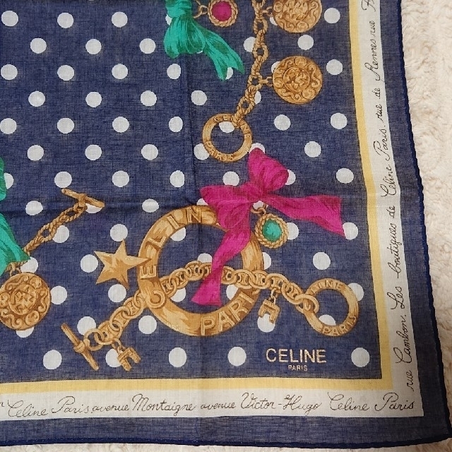 celine(セリーヌ)の売約済《未使用》CELINE ハンカチ レディースのファッション小物(ハンカチ)の商品写真