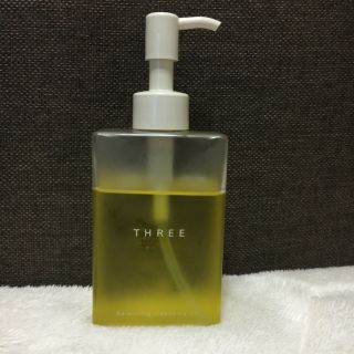 スリー(THREE)のTHREEクレンジングオイル♡(クレンジング/メイク落とし)