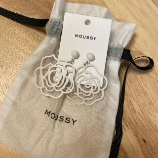 マウジー(moussy)の【新品未使用品】MOUSSY ローズピアス(ピアス)