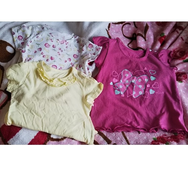 女の子Tシャツ3枚セット 90 キッズ/ベビー/マタニティのキッズ服女の子用(90cm~)(Tシャツ/カットソー)の商品写真