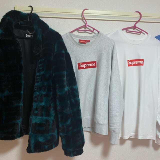 Supreme(シュプリーム)の専用 メンズのトップス(パーカー)の商品写真