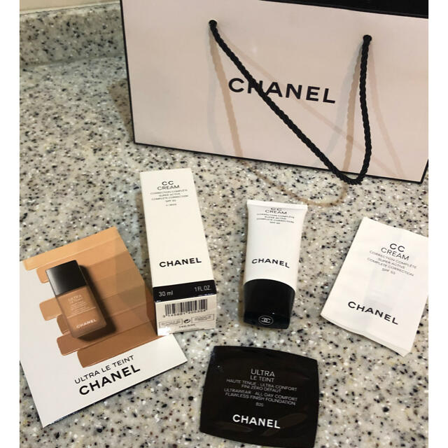 CHANEL(シャネル)の限定‼︎☆新品未使用品☆CHANEL☆CCクリーム＋サンプル コスメ/美容のベースメイク/化粧品(CCクリーム)の商品写真