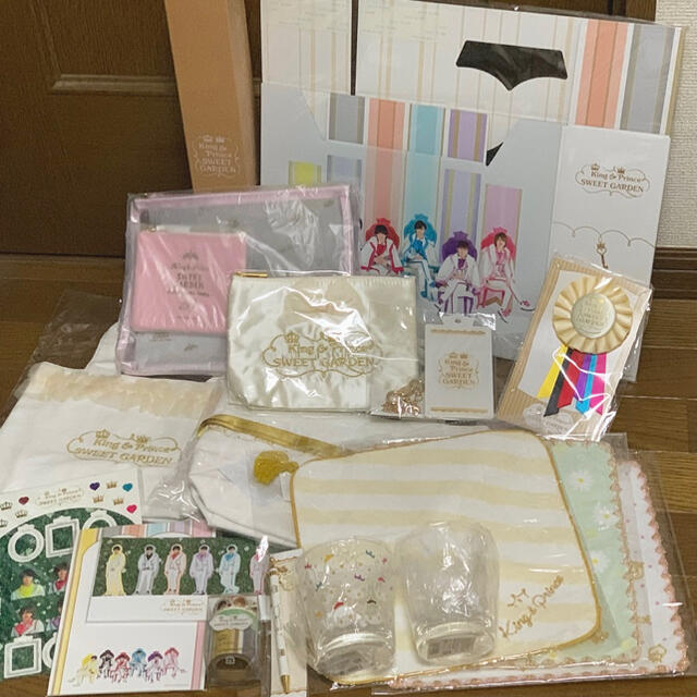 好評にて期間延長】 SWEET GARDEN グッズ まとめ 18点 - タレント ...