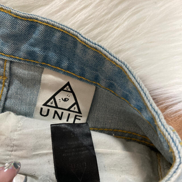 UNIF(ユニフ)のUNIF★スタッズdenimショートパンツ♥︎ レディースのパンツ(ショートパンツ)の商品写真