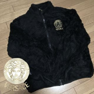 ヴェルサーチ(VERSACE)のVERSACE   ブラックボアアウター(その他)