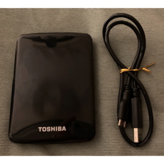 トウシバ(東芝)の東芝製ポータブル・外付けハードディスク 1TB(PC周辺機器)