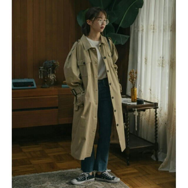 OHOTORO(オオトロ)のohotoro オオトロ　トレンチコート　スプリングコート　韓国 レディースのジャケット/アウター(トレンチコート)の商品写真