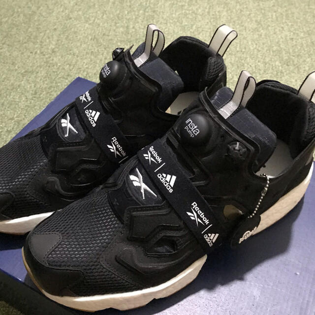 Reebok(リーボック)の★Reebok×adidas ポンプ インスタフューリー★ メンズの靴/シューズ(スニーカー)の商品写真