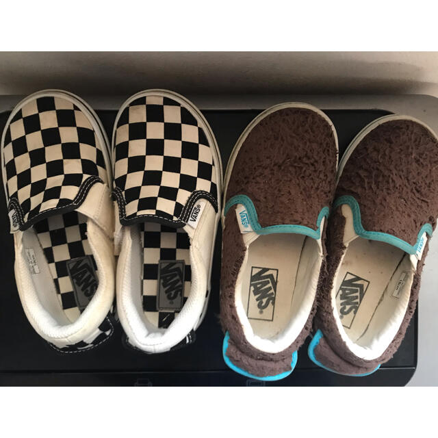 VANS(ヴァンズ)のvans 18センチ　スリッポン　キッズ　2足セット　 キッズ/ベビー/マタニティのキッズ靴/シューズ(15cm~)(スリッポン)の商品写真