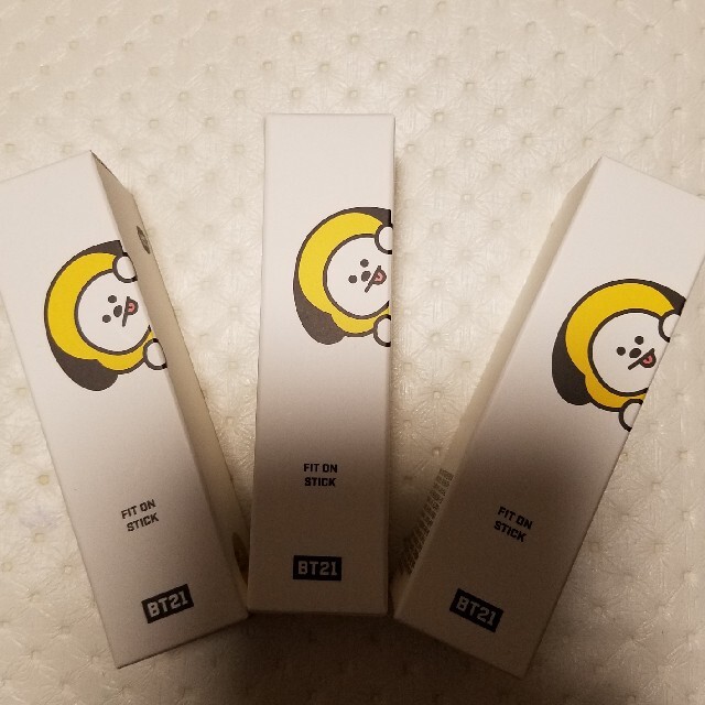 BT21 フィットオンスティック3本 コスメ/美容のベースメイク/化粧品(コントロールカラー)の商品写真