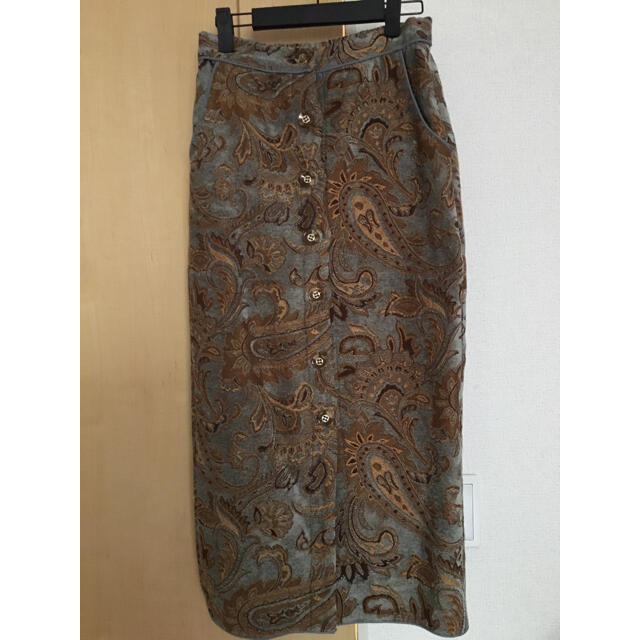 Ameri VINTAGE(アメリヴィンテージ)のAMERI PAISLEY RUG SKIRT レディースのスカート(ロングスカート)の商品写真