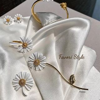 ドゥロワー(Drawer)の２way Flower ピアス(ピアス)