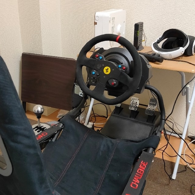 【美品】Thrustmaster T300 アルカンターラエディション　ハンコン