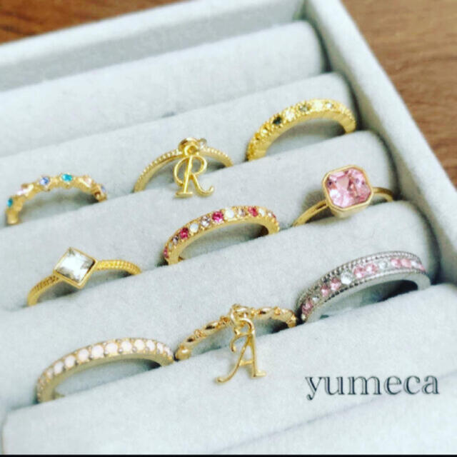 華奢イニシャルとスワロ2連リング💍 レディースのアクセサリー(リング(指輪))の商品写真