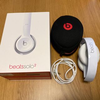 ビーツバイドクタードレ(Beats by Dr Dre)のBeats solo2 ヘッドホン ホワイト(ヘッドフォン/イヤフォン)