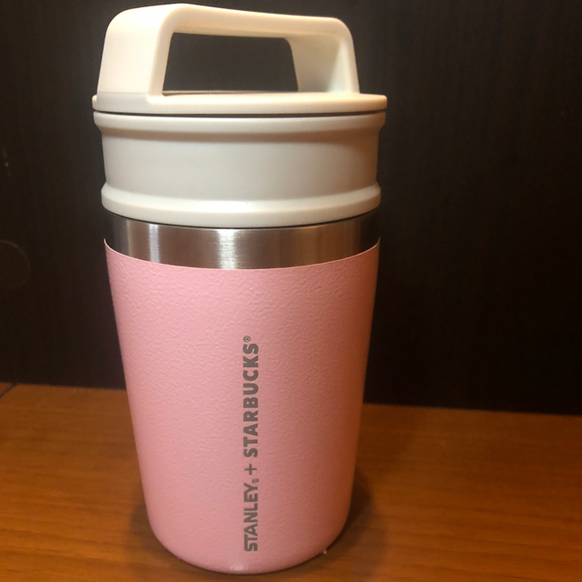 Starbucks Coffee(スターバックスコーヒー)のスターバックス　ステンレスボトル　STANLEY ベイビーピンク　236ml インテリア/住まい/日用品のキッチン/食器(タンブラー)の商品写真