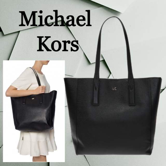 ★SALE☆【Michael Kors】 JUNIEのショルダーバッグ