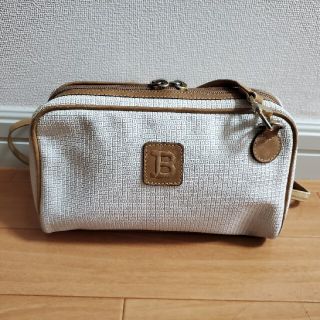 バリー(Bally)のBALLY ショルダーバッグ ブランド 白 中古品(ショルダーバッグ)