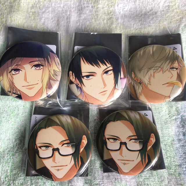 HONEY BEE(ハニービー)のDYNAMIC CHORD AGF2020ver  エンタメ/ホビーのアニメグッズ(バッジ/ピンバッジ)の商品写真