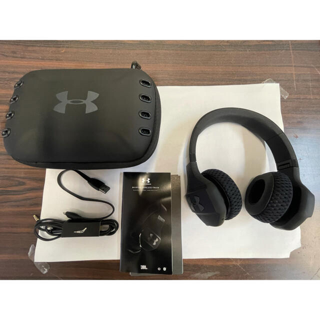 UNDER ARMOUR(アンダーアーマー)の UA Sport Wireless by JBL ヘッドホン スマホ/家電/カメラのオーディオ機器(ヘッドフォン/イヤフォン)の商品写真