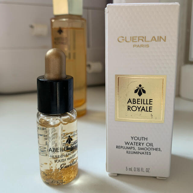 GUERLAIN - 新品未使用ゲラン アベイユロイヤルウォータリーオイル 5ml ...