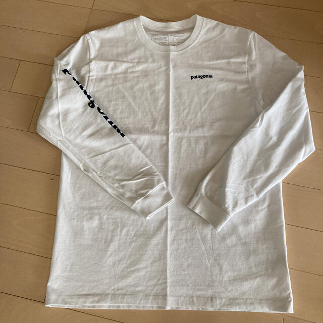 patagonia(パタゴニア)のパタゴニア　ロンT Lサイズ メンズのトップス(Tシャツ/カットソー(七分/長袖))の商品写真