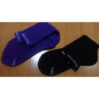 シュプリーム(Supreme)のmisogi様専用 黒紫各２足計４足(ソックス)