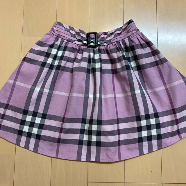 BURBERRY(バーバリー)のBURBERRY 130【極美品】♡チェック♡ キッズ/ベビー/マタニティのキッズ服女の子用(90cm~)(スカート)の商品写真