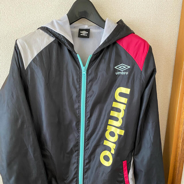 UMBRO　アンブロ　ナイロンジャケット　ウィンドブレーカー