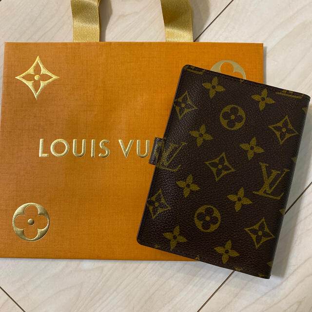 LOUIS VUITTON(ルイヴィトン)のLOUIS VUITTON 手帳カバー 美品 メンズのファッション小物(手帳)の商品写真