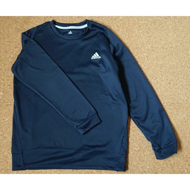 adidas(アディダス)のadidas  トレーナー160 キッズ/ベビー/マタニティのキッズ服男の子用(90cm~)(ジャケット/上着)の商品写真