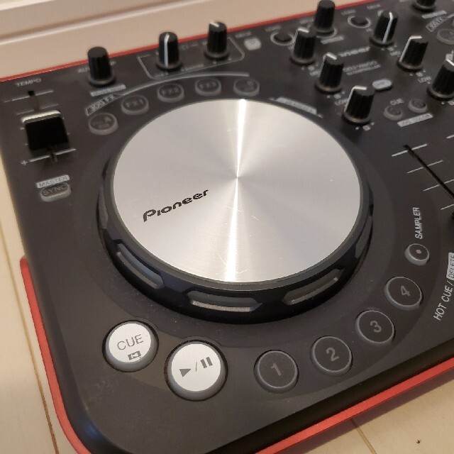 Pioneer(パイオニア)のpioneer DDJ-WEGO-R  楽器のDJ機器(PCDJ)の商品写真