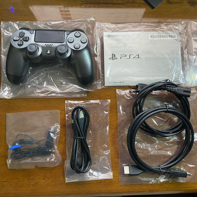 PlayStation4 CUH-2200BBZR Days of Play限定