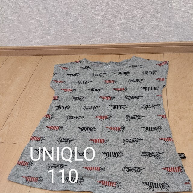 UNIQLO(ユニクロ)のさとかな様専用　110　二枚　リサラーソン　Tシャツ キッズ/ベビー/マタニティのキッズ服女の子用(90cm~)(Tシャツ/カットソー)の商品写真