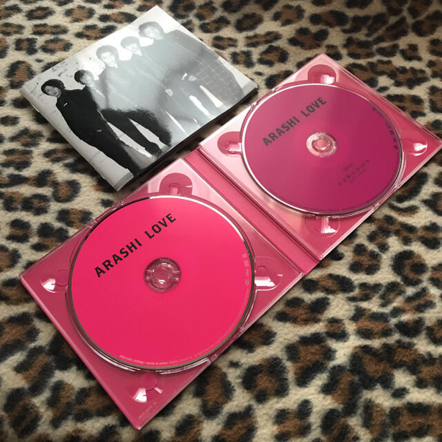 嵐(アラシ)の嵐 12th アルバム LOVE CD+DVD 初回限定盤 エンタメ/ホビーのCD(ポップス/ロック(邦楽))の商品写真