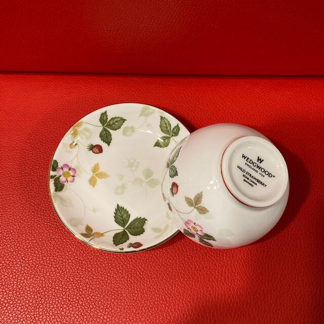 WEDGWOOD(ウェッジウッド)のワイルドストロベリー 美品 ジャパニーズティーカップ&ソーサー インテリア/住まい/日用品のキッチン/食器(グラス/カップ)の商品写真