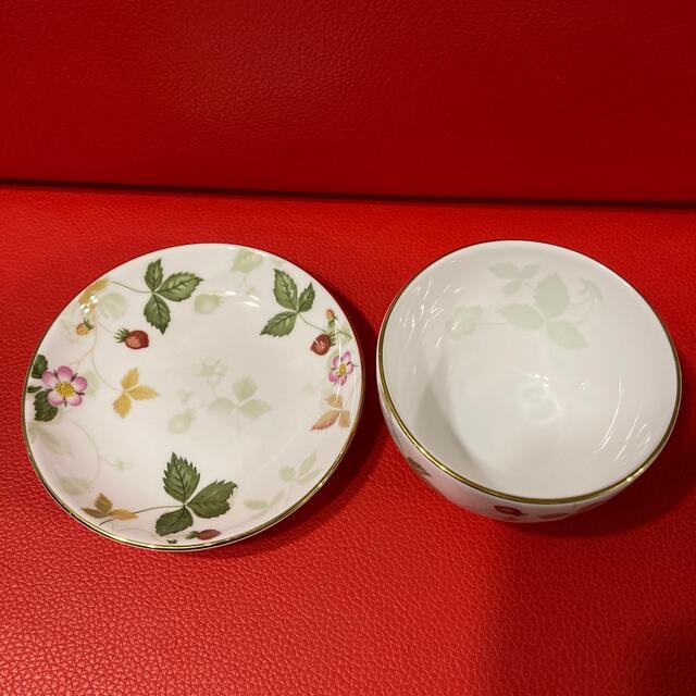 WEDGWOOD(ウェッジウッド)のワイルドストロベリー 美品 ジャパニーズティーカップ&ソーサー インテリア/住まい/日用品のキッチン/食器(グラス/カップ)の商品写真