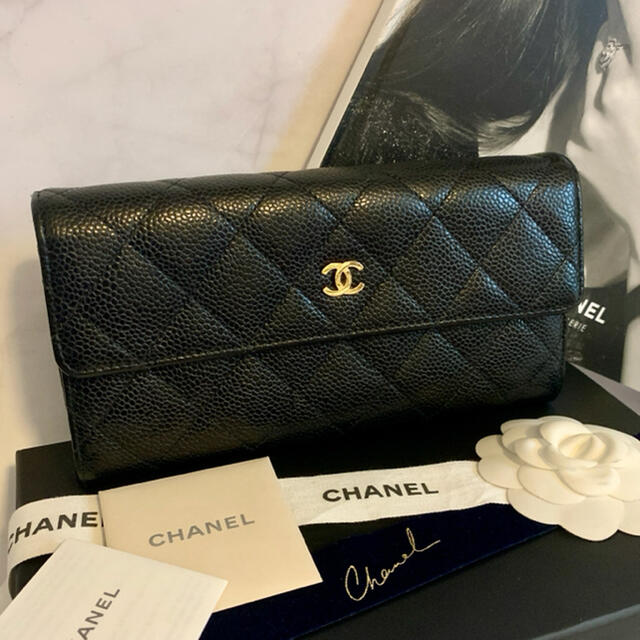 CHANEL - CHANEL シャネル 美品 キャビアスキン 長財布 フラップ